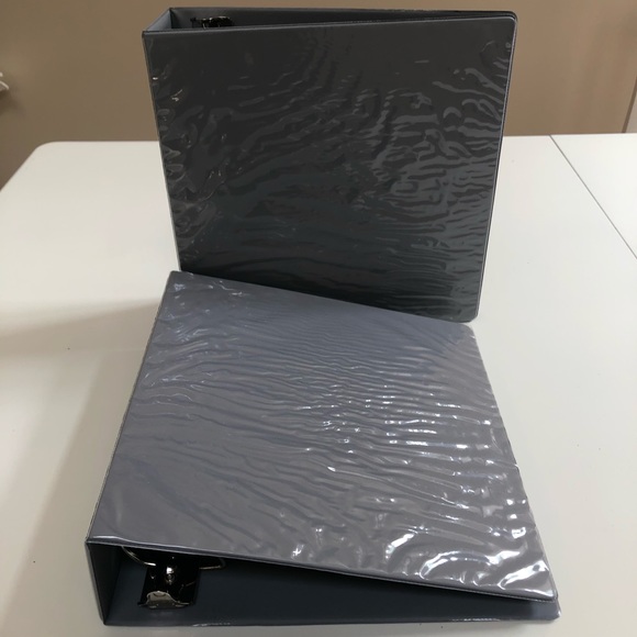 SET of 2 binders - 3 inch - Picture 2 of 11